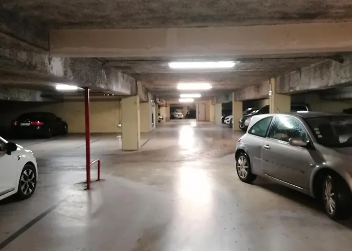 Appt Centre St Marc-possibilite De Parking Руан